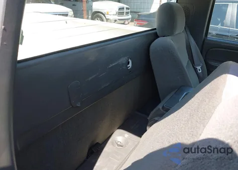 2004 Chevrolet Silverado 1500 Ls from USA, damaged, VIN 1GCEC14T74E402615